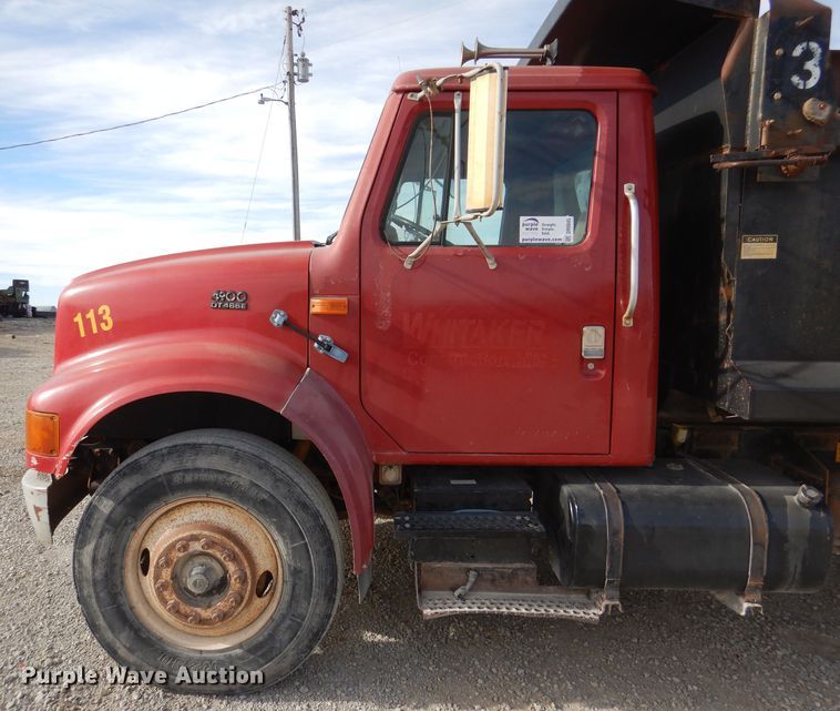 image for item DR0845 1998 International 4900  dump truck