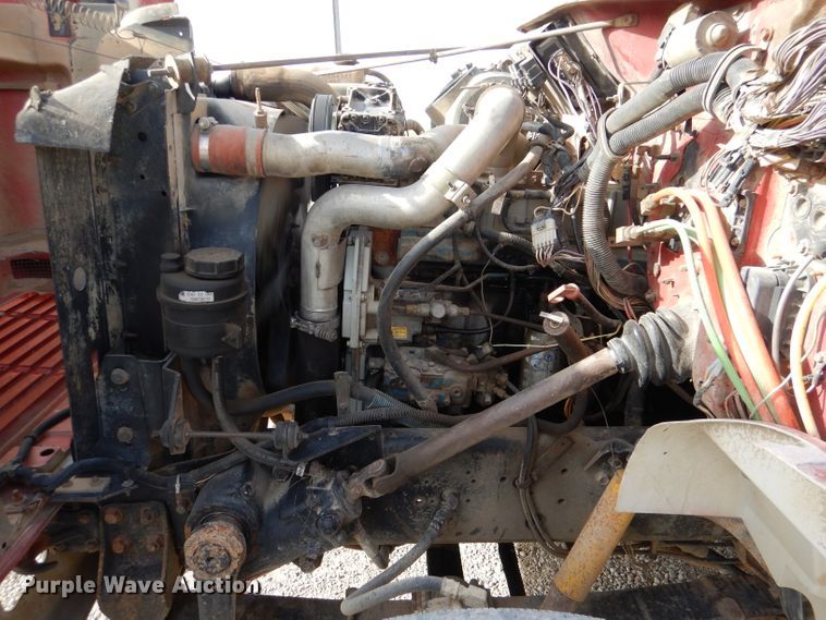 image for item DR0845 1998 International 4900  dump truck