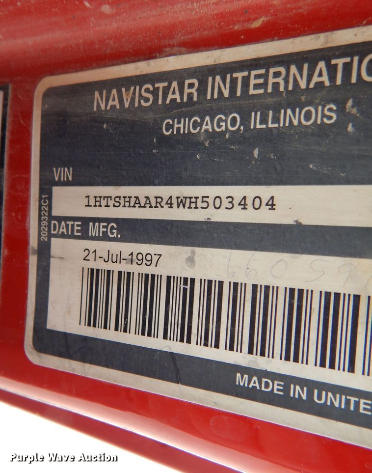 image for item DR0845 1998 International 4900  dump truck