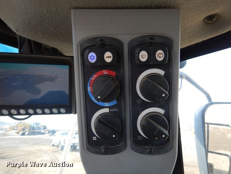 image for item DR1098 2013 Caterpillar 950K  wheel loader