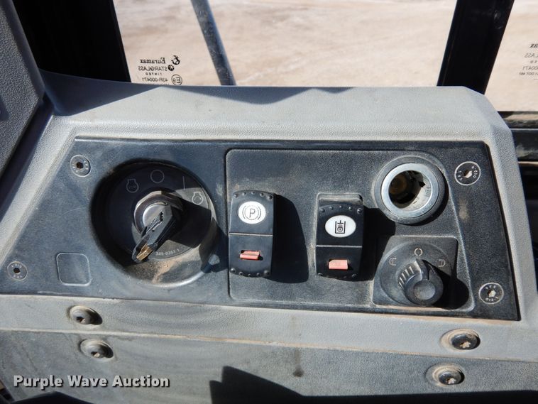 image for item DR1098 2013 Caterpillar 950K  wheel loader