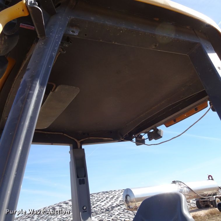 image for item GC9214 2012 Volvo BL60B  backhoe