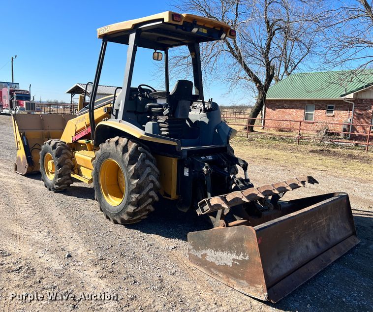 image for item ID9705 2006 Caterpillar 416D  landscape tractor