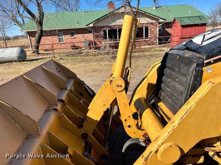 image for item ID9705 2006 Caterpillar 416D  landscape tractor