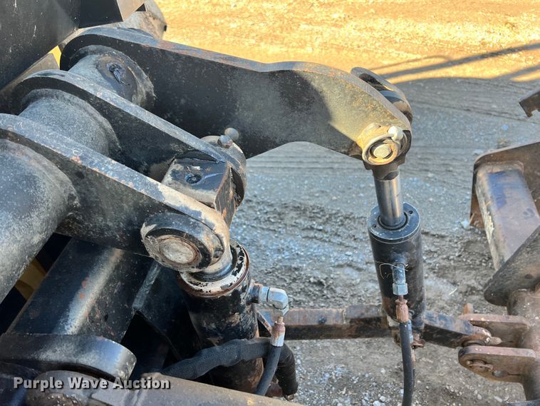 image for item ID9705 2006 Caterpillar 416D  landscape tractor