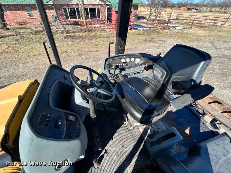 image for item ID9705 2006 Caterpillar 416D  landscape tractor