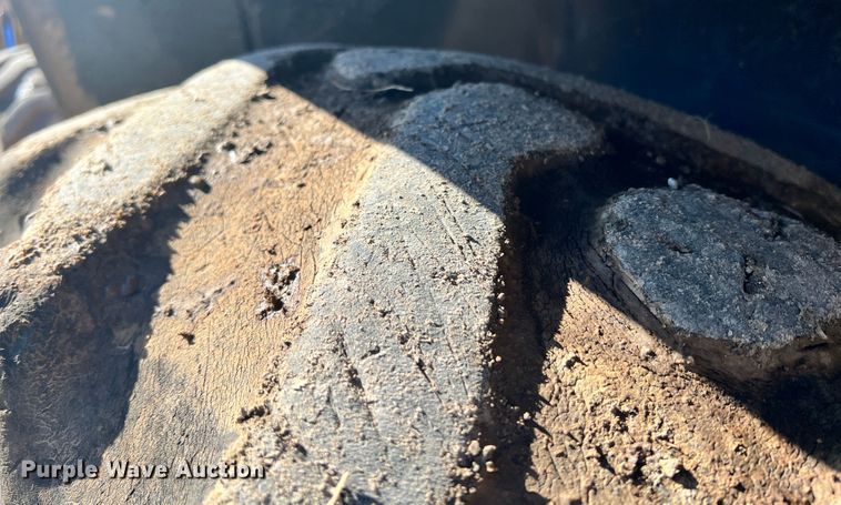 image for item ID9705 2006 Caterpillar 416D  landscape tractor