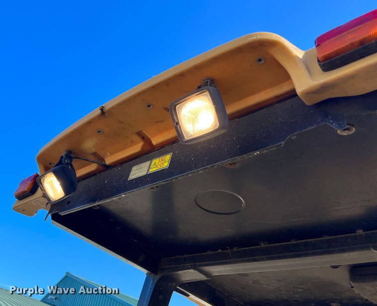 image for item ID9705 2006 Caterpillar 416D  landscape tractor