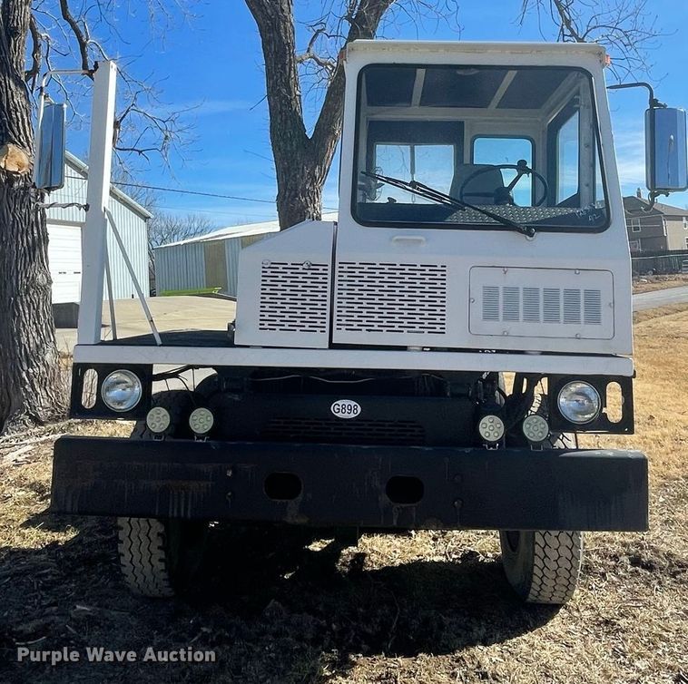 image for item IF9274 1985 Ottowa 0  yard truck