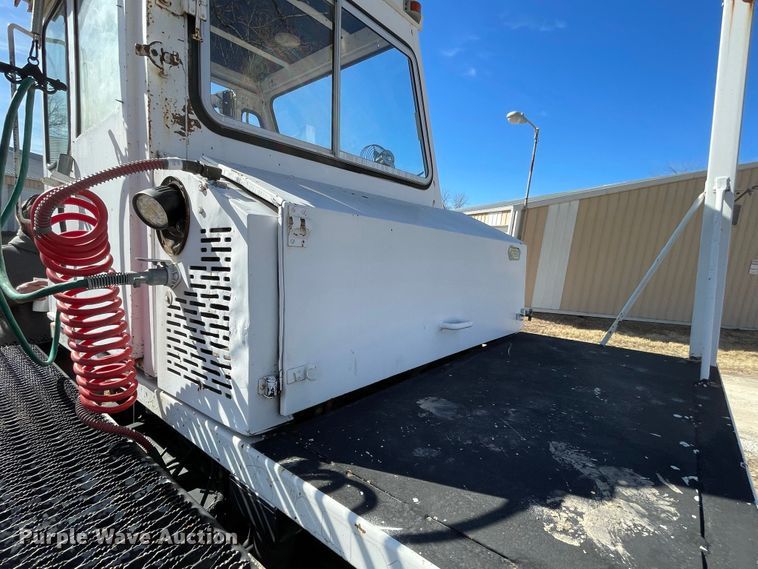 image for item IF9274 1985 Ottowa 0  yard truck