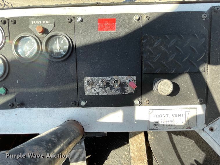 image for item IF9274 1985 Ottowa 0  yard truck