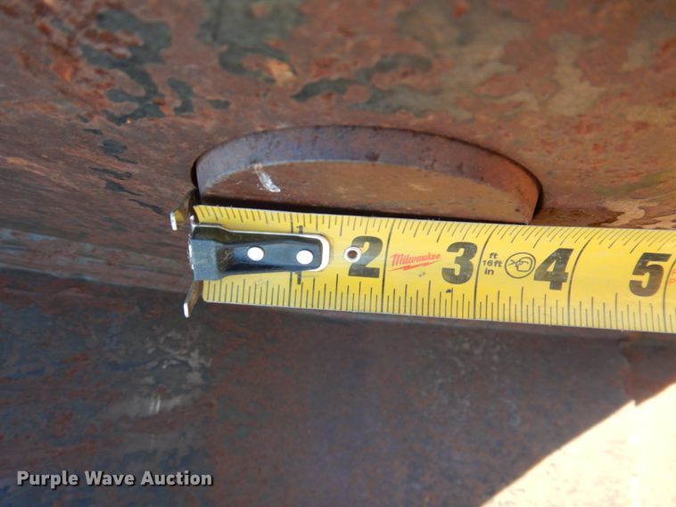 image for item IH9179 (2) excavator buckets