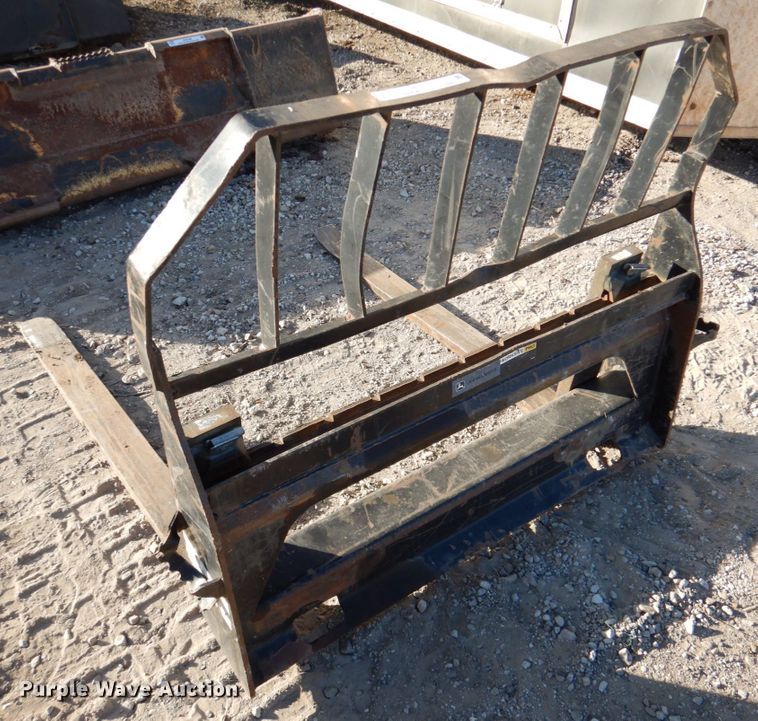 image for item IH9187 John Deere skid steer forks