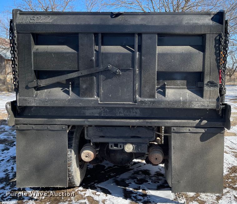 image for item IJ9660 1997 Ford LT8000  dump truck
