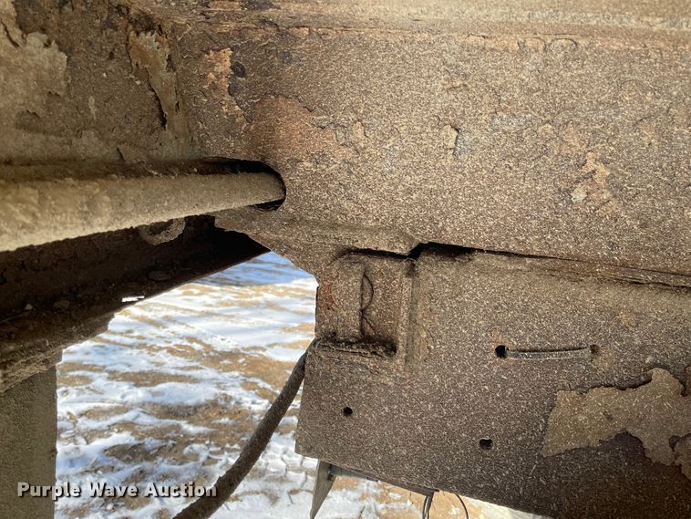 image for item IJ9660 1997 Ford LT8000  dump truck