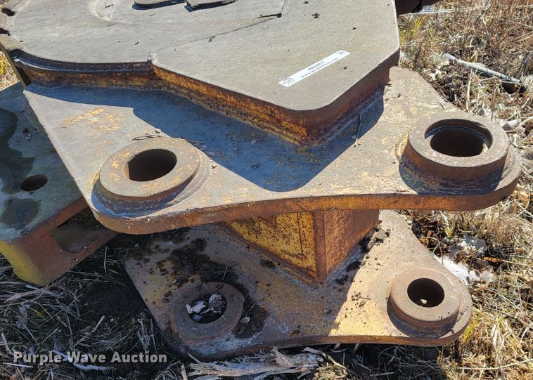 image for item IM9268 Excavator attachments