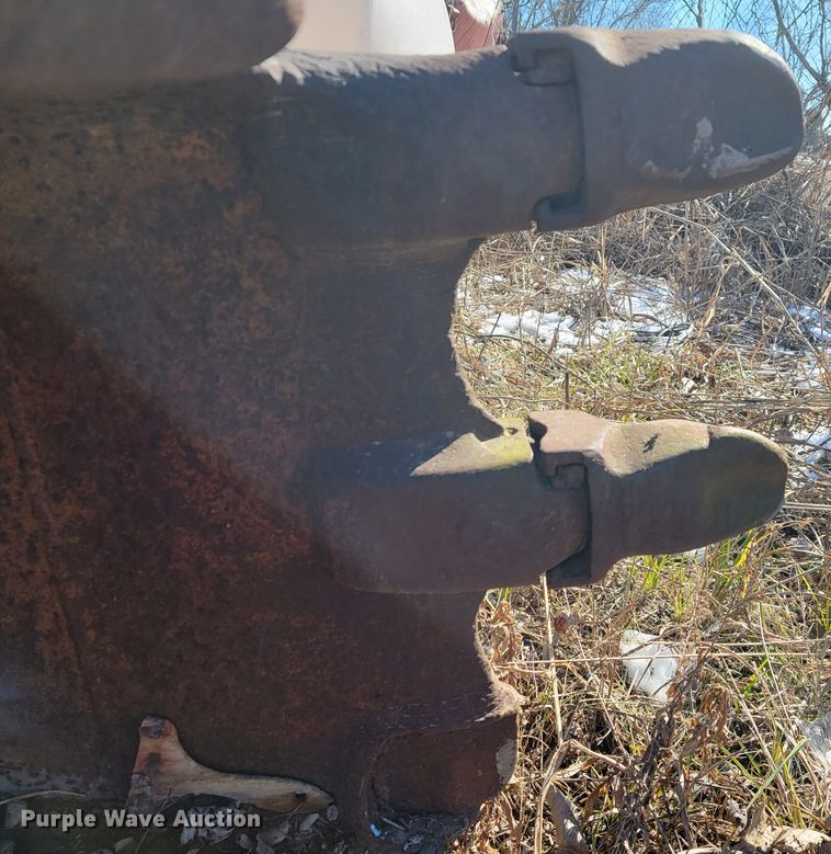 image for item IM9268 Excavator attachments