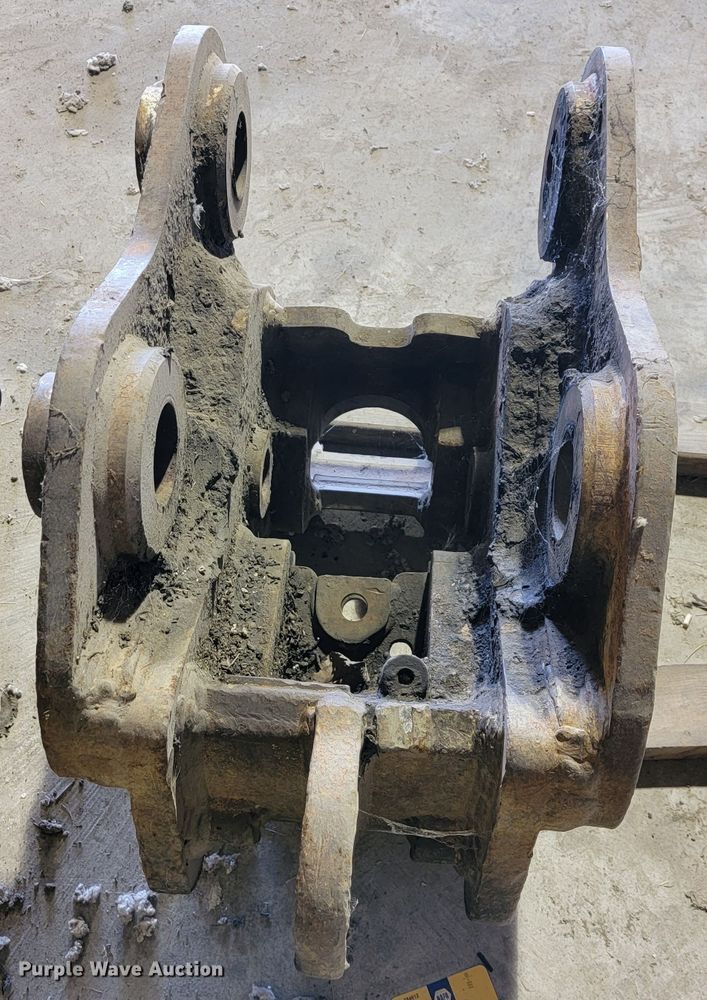 image for item IM9268 Excavator attachments