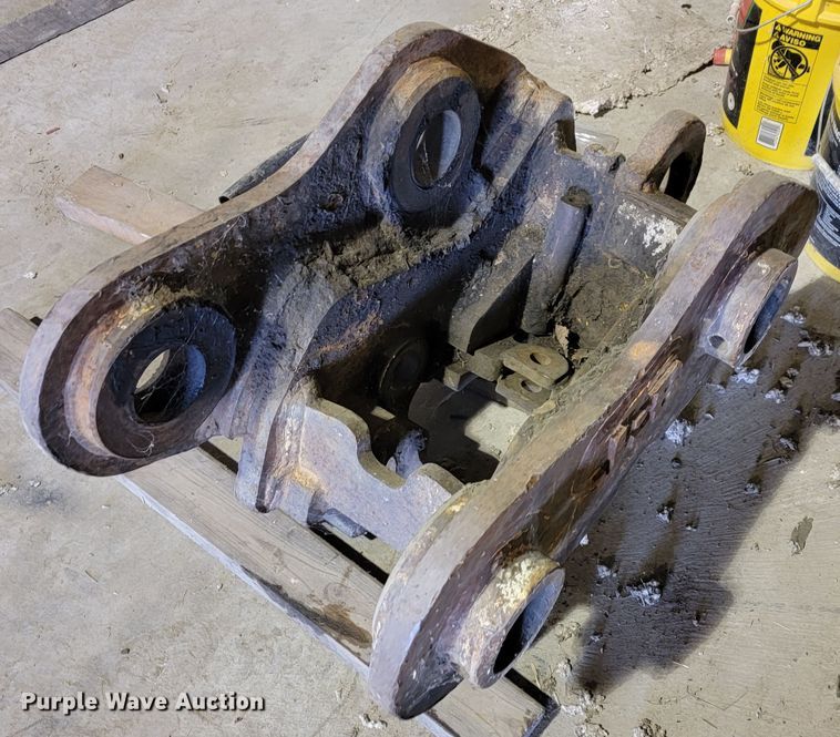 image for item IM9268 Excavator attachments