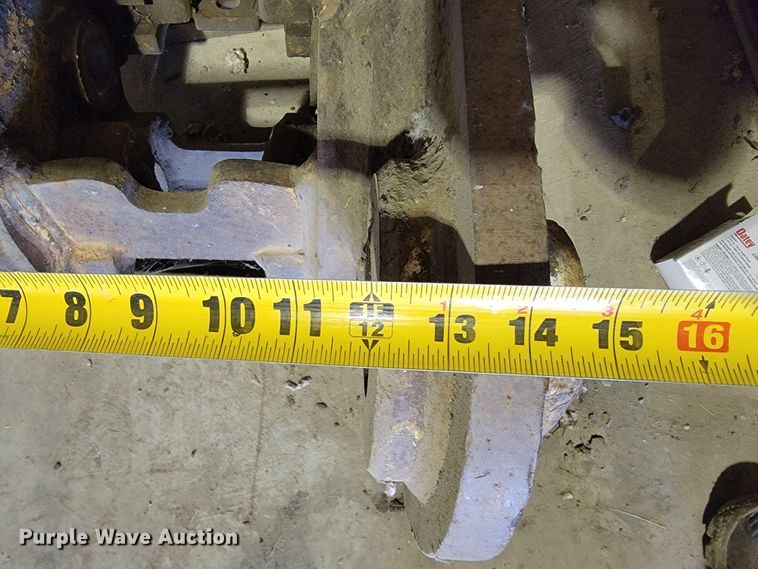 image for item IM9268 Excavator attachments