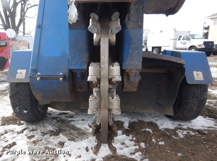 image for item IM9750 Carlton 4400D  stump grinder