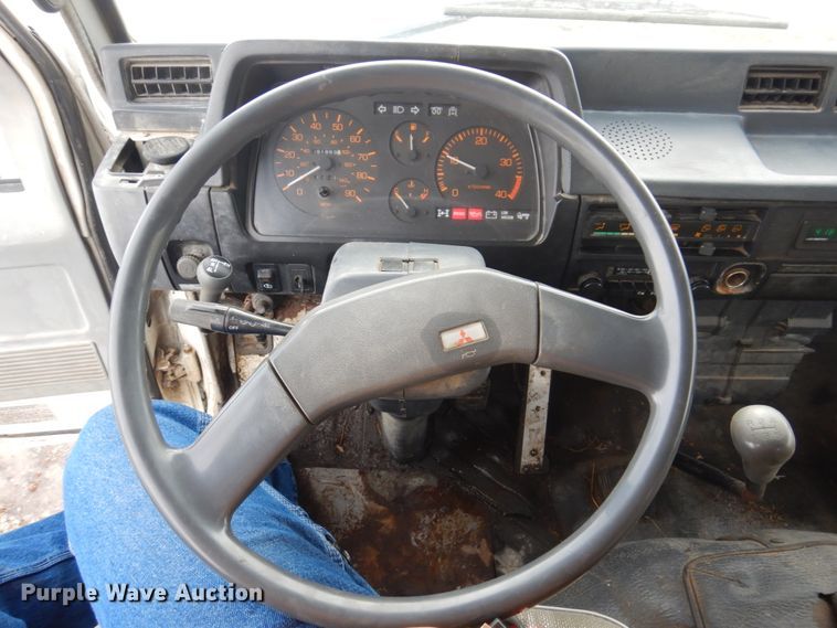 image for item IM9751 1990 Mitsubishi FUSO  dump flatbed truck