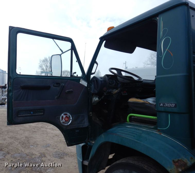 image for item IM9752 1994 Kenworth K300  dump flatbed truck