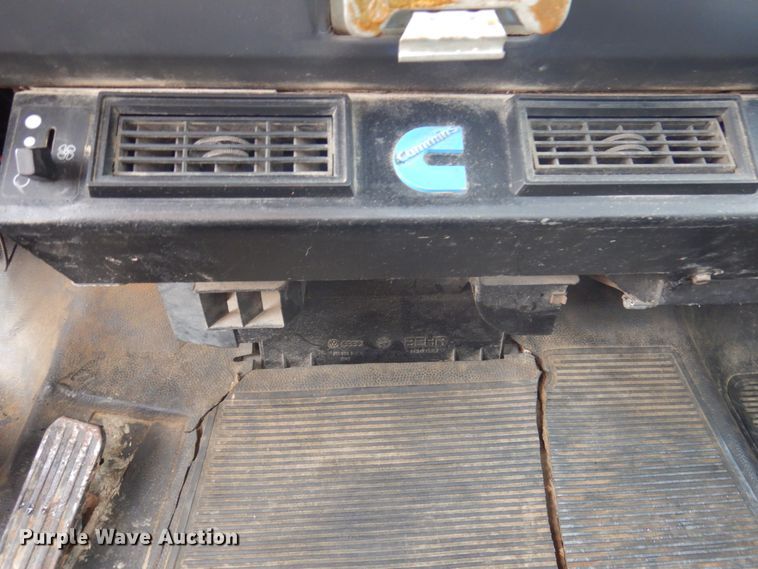 image for item IM9752 1994 Kenworth K300  dump flatbed truck