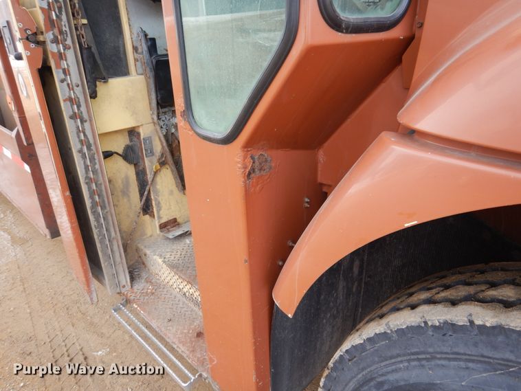 image for item IM9754 2010 International 7300  refuse truck