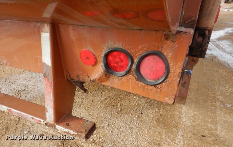 image for item IM9754 2010 International 7300  refuse truck