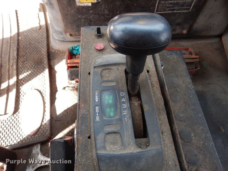 image for item IM9754 2010 International 7300  refuse truck