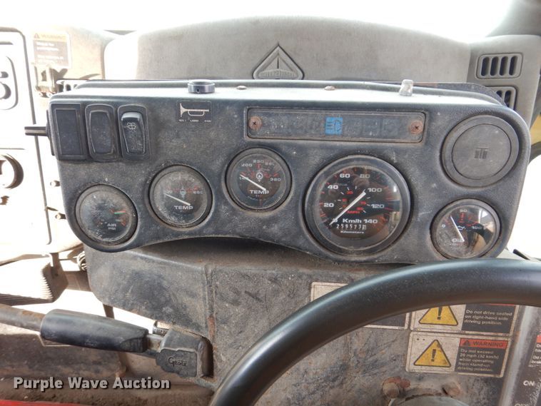 image for item IM9754 2010 International 7300  refuse truck