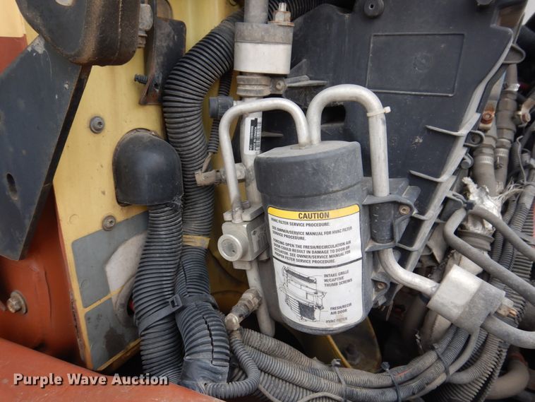 image for item IM9754 2010 International 7300  refuse truck