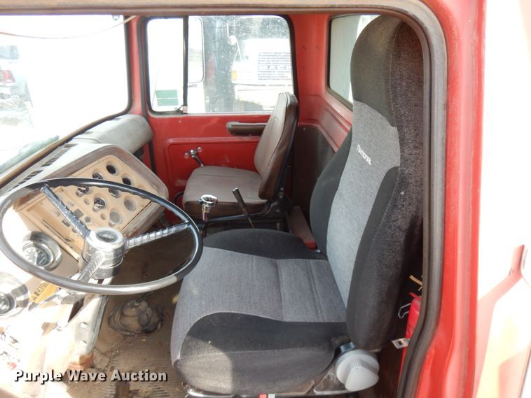 image for item IO9679 1982 Ford LT8000  dump truck