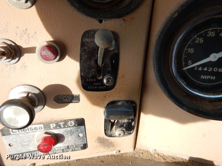 image for item IO9679 1982 Ford LT8000  dump truck