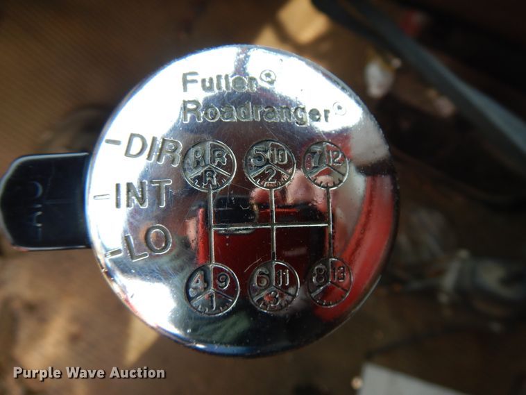 image for item IO9679 1982 Ford LT8000  dump truck