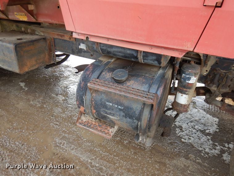 image for item IO9679 1982 Ford LT8000  dump truck