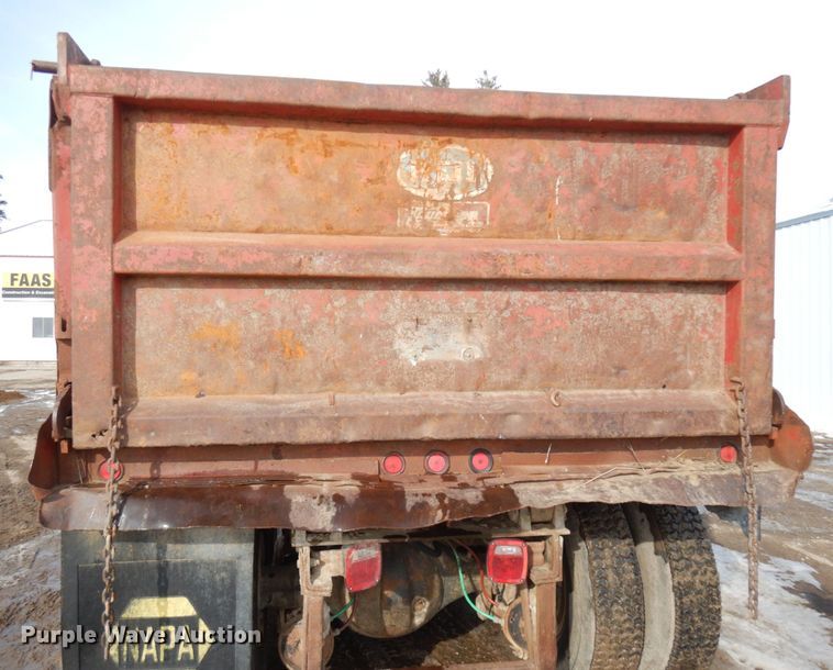 image for item IO9679 1982 Ford LT8000  dump truck