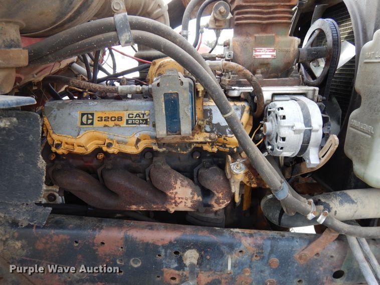 image for item IO9679 1982 Ford LT8000  dump truck