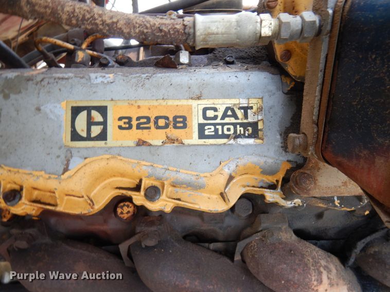 image for item IO9679 1982 Ford LT8000  dump truck