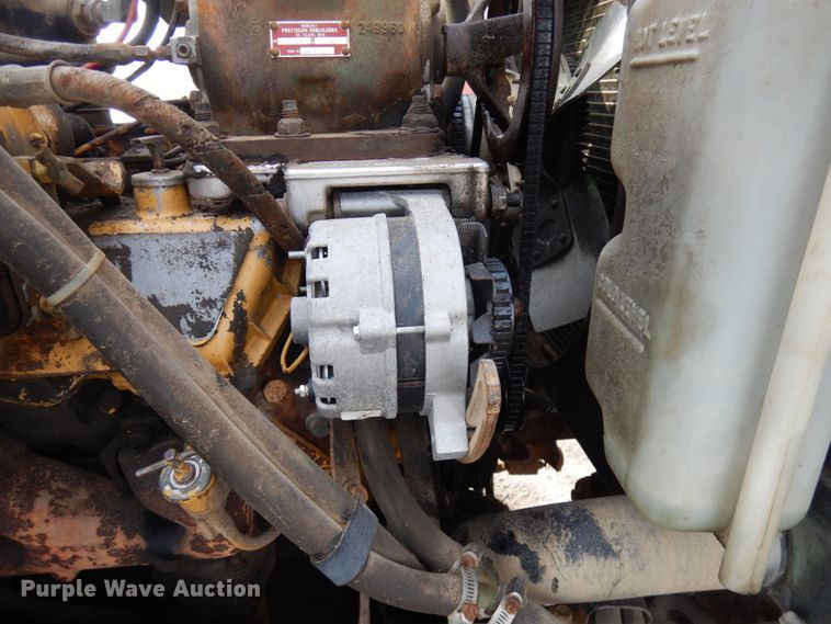 image for item IO9679 1982 Ford LT8000  dump truck