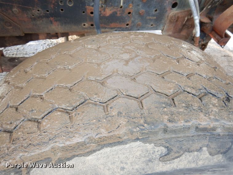 image for item IO9679 1982 Ford LT8000  dump truck