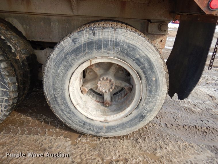 image for item IO9679 1982 Ford LT8000  dump truck