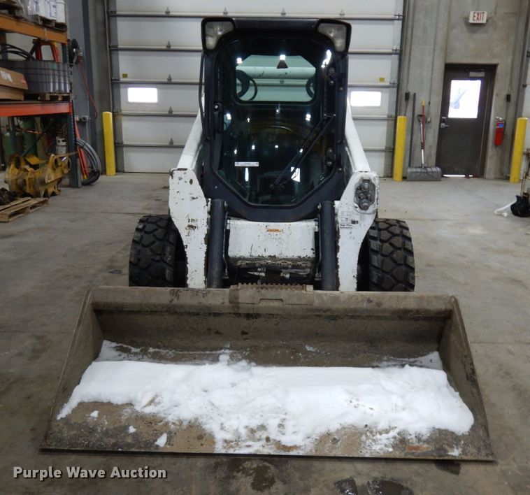 image for item IO9683 2015 Bobcat S770  skid steer loader