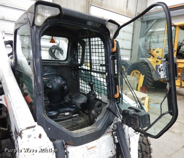 image for item IO9683 2015 Bobcat S770  skid steer loader