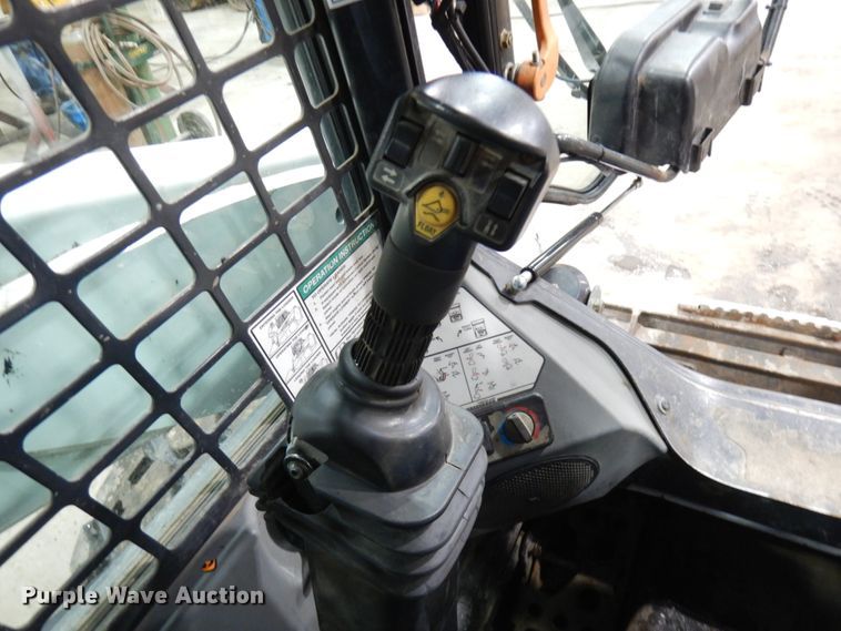 image for item IO9683 2015 Bobcat S770  skid steer loader