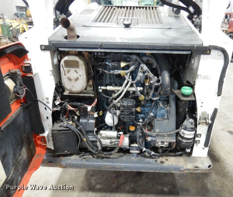 image for item IO9683 2015 Bobcat S770  skid steer loader