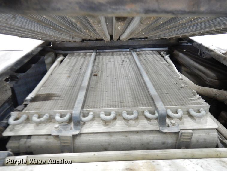 image for item IO9683 2015 Bobcat S770  skid steer loader