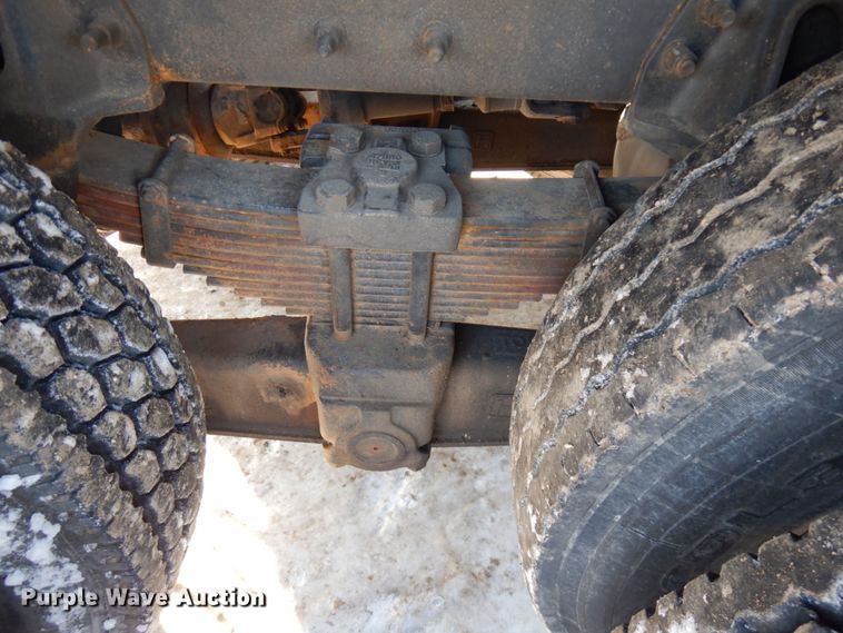 image for item IO9685 2004 International 7600  sewer jetter truck