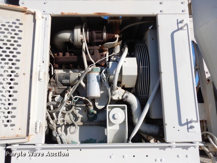 image for item IO9685 2004 International 7600  sewer jetter truck